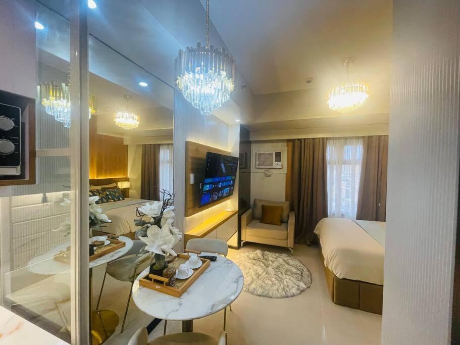 Marias Suite Near Manila Bay Free Use Of Pool Dış mekan fotoğraf